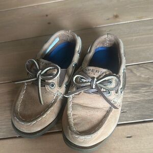 Little kids Sperry Light Brown Leather Boat Shoes size: 6.5
